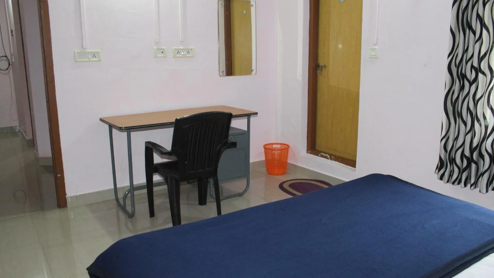 Homestay Ksk Homes Munnar Anaviratty