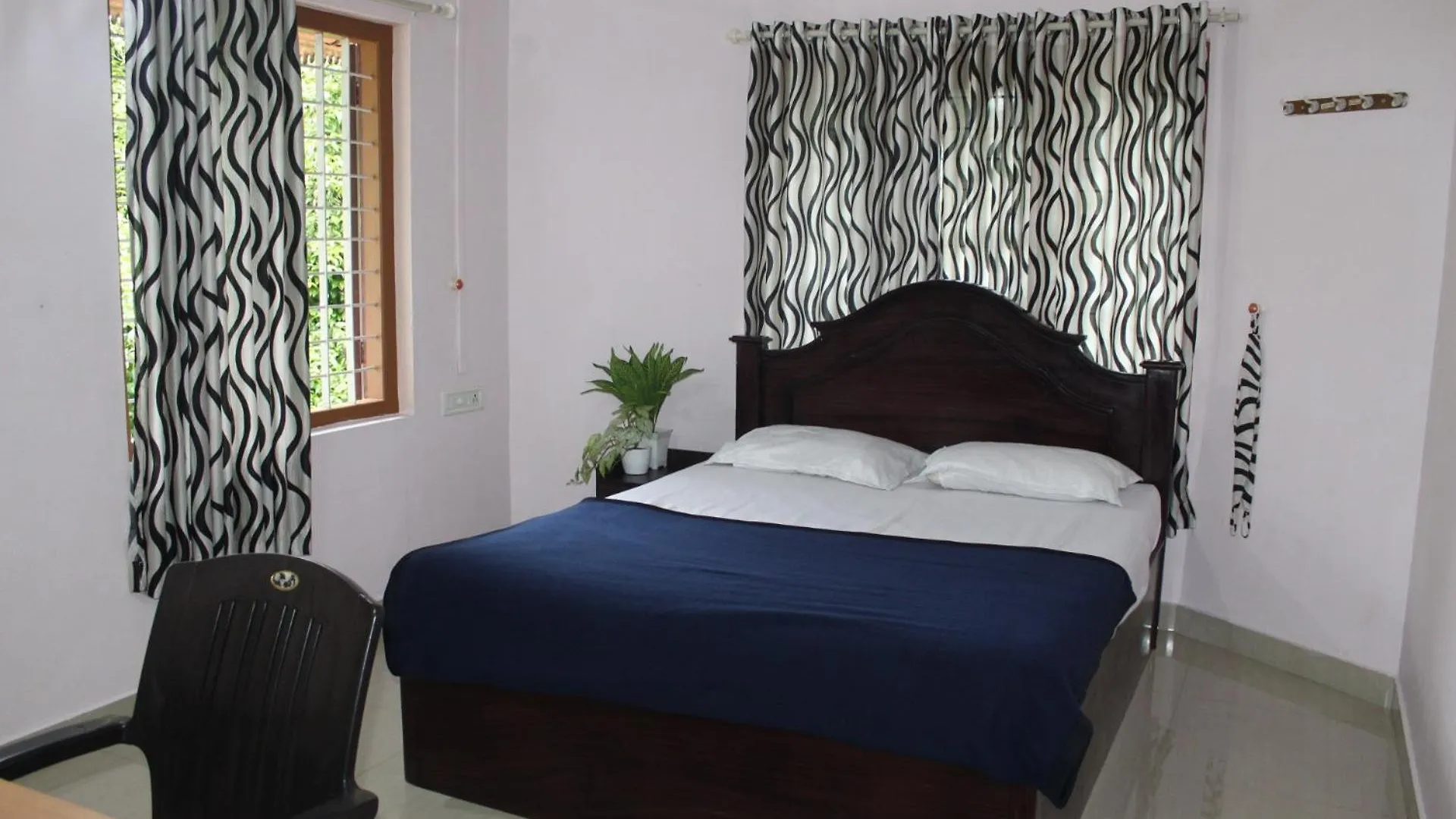 Ksk Homes Munnar Anaviratty Homestay
