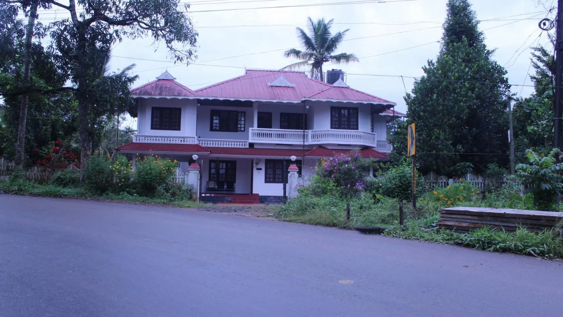 Homestay Ksk Homes Munnar Anaviratty India