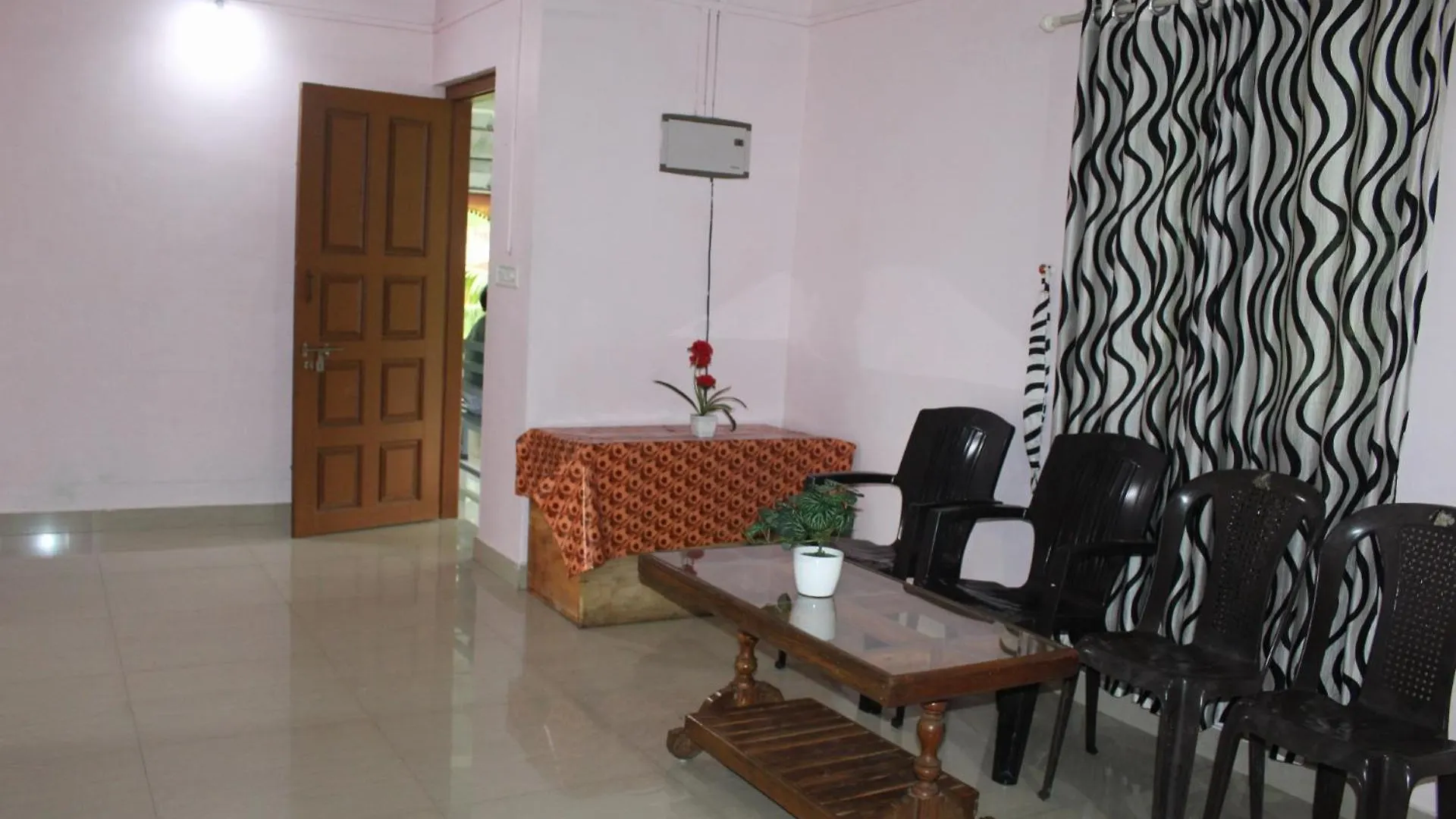 Homestay Ksk Homes Munnar Anaviratty