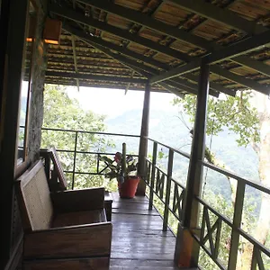 Holiday home Misty Hogans-a Hill Station Holiday Nr Munnar, Anaviratty